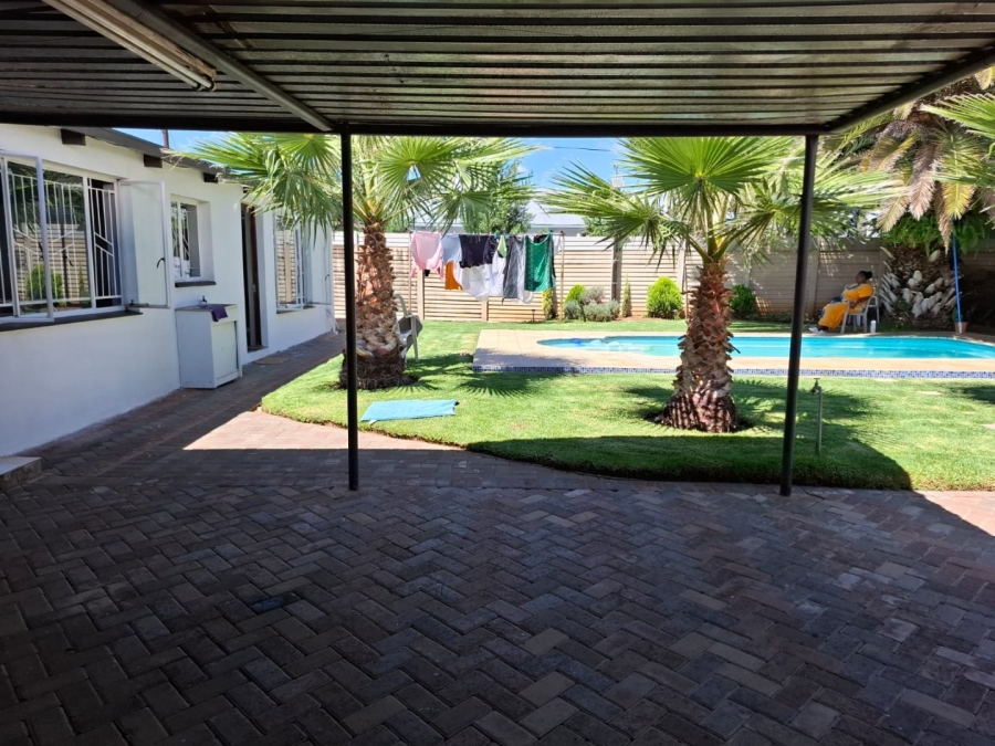 5 Bedroom Property for Sale in Hospitaalpark Free State